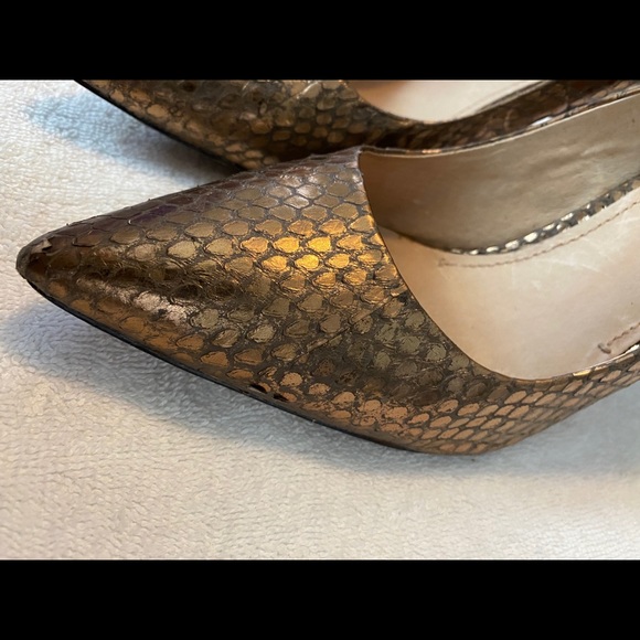 Gently Worn Super Gorgeous Heels By LOUISE ET CIE - Picture 4 of 8